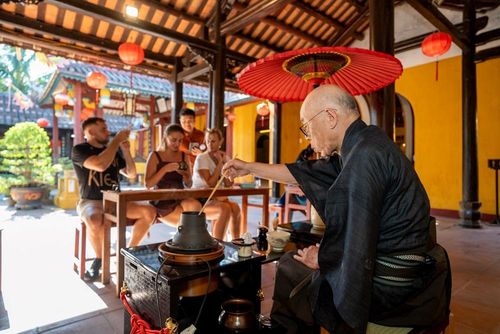 Trình diễn trà đạo