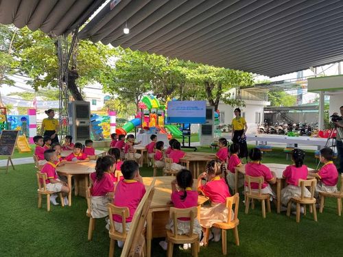 Hoạt động giúp trẻ trải nghiệm thực tiễn, giúp trẻ nhỏ bước đầu tiếp cận khoa học, công nghệ theo cách tự nhiên, sinh động.