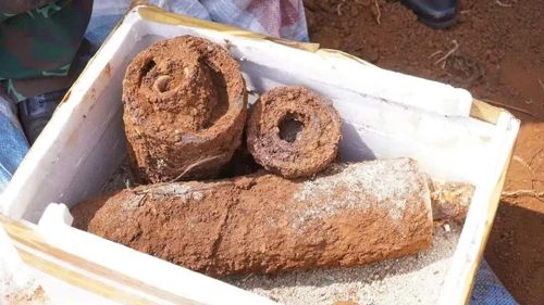 Đầu đạn cỡ 105mm.