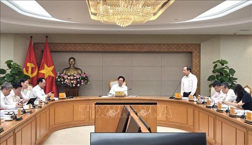 Phó Thủ tướng Hồ Quốc Dũng chủ trì họp với các bộ ngành về công nghệ chiến lược.