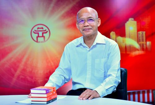 Tiến sĩ Nguyễn Mạnh Hùng, Chủ tịch HĐQT Công ty Cổ phần Sách Thái Hà. Ảnh: Thanh Nguyễn