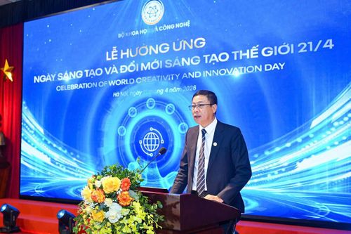 Thứ trưởng Lê Xuân Định nhấn mạnh: Đổi mới sáng tạo là “cầu nối” đưa tri thức và công nghệ thành giá trị thực tiễn. Ảnh: Bộ KHCN.