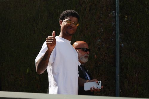 Rashford bị chê không xứng khoác áo Barca.