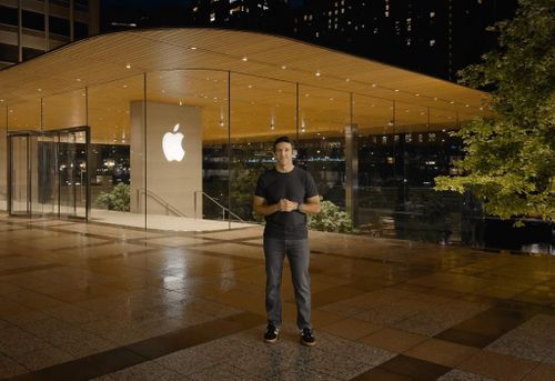 Ternus trong buổi ra mắt sản phẩm Apple. Ảnh: Apple.