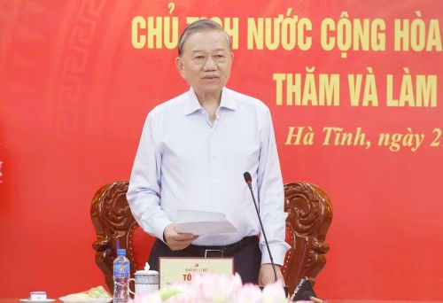 Tổng Bí thư, Chủ tịch nước Tô Lâm phát biểu tại buổi làm việc với Ban Thường vụ Tỉnh ủy Hà Tĩnh. (Ảnh: TTXVN)