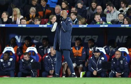 Áp lực trụ hạng vẫn đang đè nặng lên chiến lược gia Nuno Espirito Santo của West Ham.