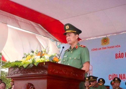 Thiếu tướng Tô Anh Dũng, Giám đốc Công an tỉnh Thanh Hóa phát biểu chỉ đạo tại buổi lễ.