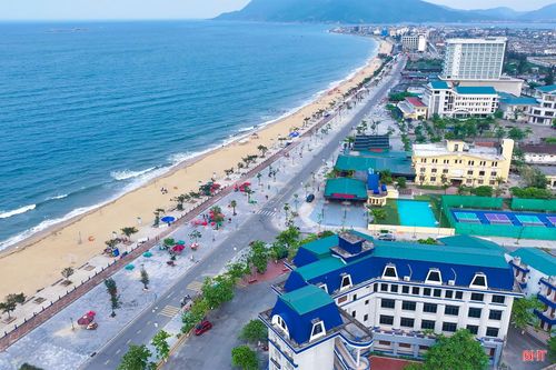 Với sự chuẩn bị chu đáo và lòng mến khách của người dân Hà Tĩnh, lễ khai trương “Hà Tĩnh - Âm vang biển Thiên Cầm” đã sẵn sàng diễn ra, hứa hẹn mang lại dấu ấn đậm nét trong lòng du khách.