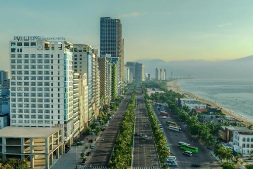 Nhiều khách sạn trên đường ven biển tại Đà Nẵng không còn phòng trống nào trong kỳ nghỉ lễ sắp tới.