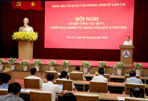 Hội nghị Đảng bộ, Cơ quan Văn phòng Tỉnh ủy Lào Cai được tổ chức theo mô hình không giấy, ứng dụng công nghệ số trong điều hành.