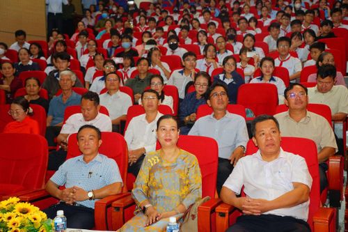 Đại diện lãnh đạo các địa phương dự khai mạc Ngày Sách và Văn hóa đọc Việt Nam