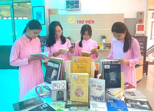 Không gian đọc tại Trường Cao đẳng Huế 