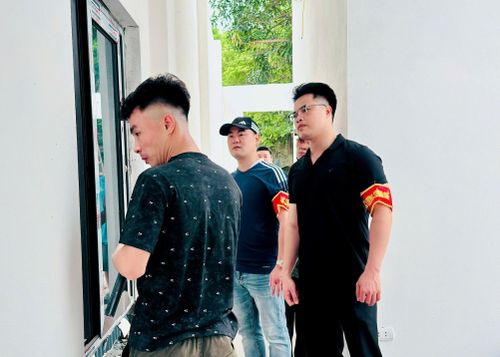 Theo quy định, toàn bộ công trình phải được tháo dỡ, khôi phục lại tình trạng ban đầu của đất trước khi vi phạm. Ảnh: Phương Xuyến