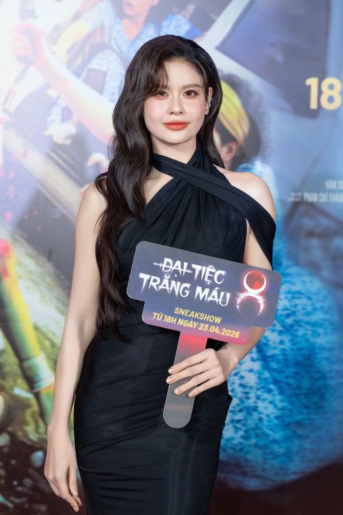 Ca sĩ Trương Quỳnh Anh