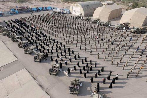 Quân nhân Iran tham gia cuộc tập trận mang tên "Kiểm soát thông minh eo biển Hormuz" vào tháng 2. Ảnh: Văn phòng báo chí của Lực lượng Vệ binh Cách mạng Hồi giáo.