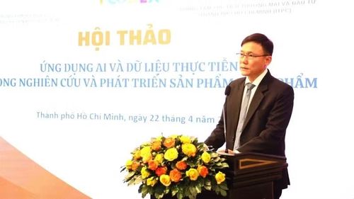 Ông Lê Anh Hoàng, Phó Giám đốc Trung tâm Xúc tiến thương mại và Đầu tư Thành phố Hồ Chí Minh phát biểu tại hội thảo.