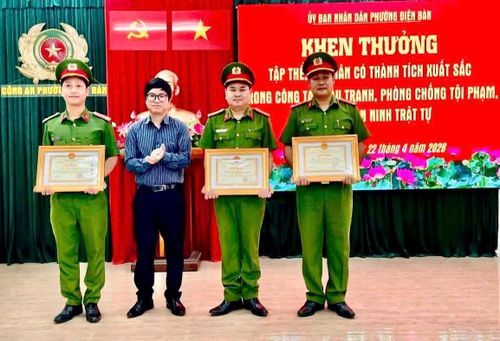 Công an phường Điện Bàn có thành tích xuất sắc trong công tác phòng, chống tội phạm, đảm bảo an ninh trật tự.