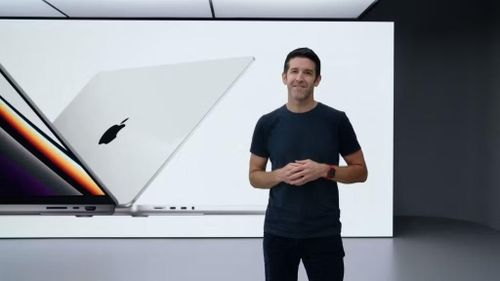 Tuy nhiên, ảnh hưởng của Ternus trong Apple đã vượt xa vai trò kỹ thuật. Ông tham gia vào các quyết định chiến lược, từ lộ trình sản phẩm đến các tính năng và định hướng phát triển dài hạn. Ảnh: Apple