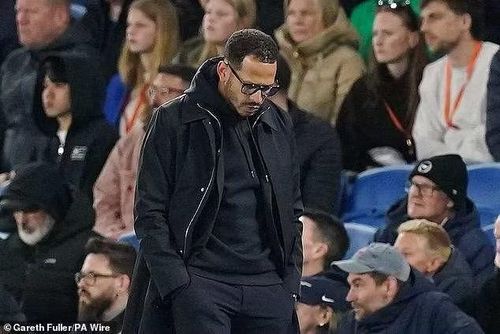 Thầy trò HLV Liam Rosenior hoàn toàn có thể bị đẩy xuống nửa sau bảng xếp hạng nếu như Brentford, Bournemouth, Everton hay thậm chí cả Sunderland giành kết quả có lợi ở vòng đấu này.