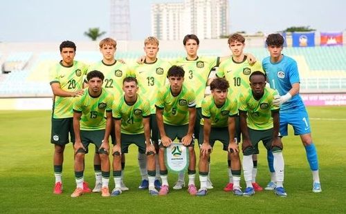 HLV Carl Veart nói thêm: “Việt Nam là đối thủ mạnh nhất mà chúng tôi gặp tại giải lần này. Trận bán kết tới chắc chắn sẽ rất hấp dẫn và có chất lượng chuyên môn cao". ẢNH: FACEBOOK FFC.