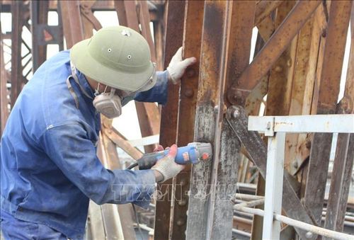 Sửa chữa lan can trên cầu đảm bảo an toàn mỹ quan trên cầu.