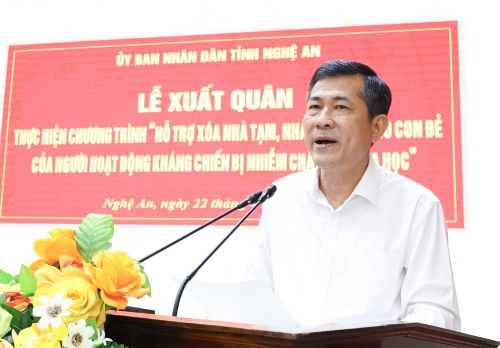 Phó Chủ tịch UBND tỉnh Thái Văn Thành phát biểu