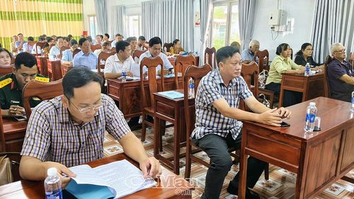 Đội ngũ hòa giải viên cơ sở tham dự lớp bồi dưỡng nghiệp vụ.