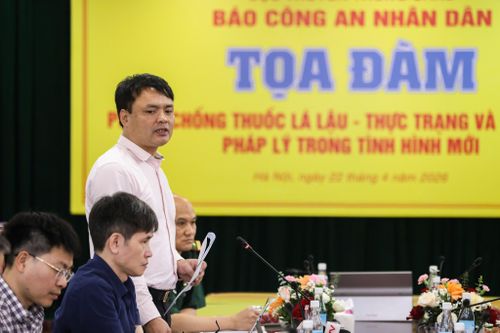Ông Đặng Văn Dũng, Phó Chánh Văn phòng Thường trực Ban Chỉ đạo quốc gia chống buôn lậu, gian lận thương mại và hàng giả trao đổi tại tọa đàm. Ảnh: L.H