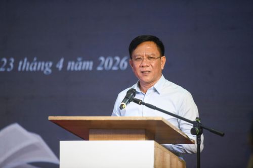  "Việc triển khai thư viện số tại không gian này là một bước đi phù hợp với xu thế chuyển đổi số hiện nay, góp phần mở rộng khả năng tiếp cận tri thức vượt qua giới hạn về không gian và thời gian. Thư viện số không chỉ bổ trợ cho tủ sách truyền thống mà còn tạo điều kiện để người dân, du khách dễ dàng tra cứu, học tập và trải nghiệm các giá trị văn hóa - lịch sử một cách hiện đại, tiện ích", Phó giám đốc Sở Văn hóa - Thể thao TP.HCM nhận định. 