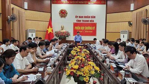Quang cảnh phiên họp Ủy ban nhân dân tỉnh Thanh Hóa tháng 4/2026.
