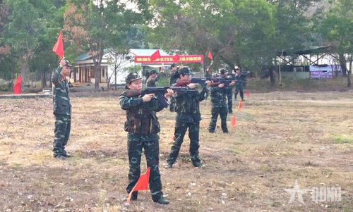 Toàn cảnh buổi kiểm tra bắn đạn thật của Trung đoàn 728.
