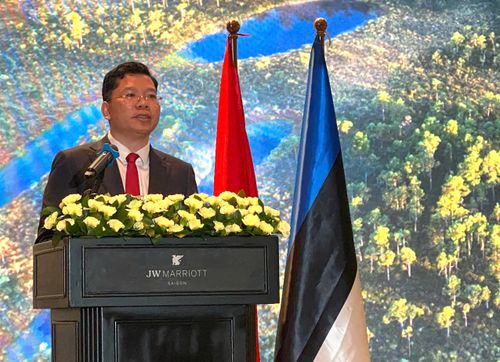  Phó Chủ tịch UBND TPHCM Hoàng Nguyên Dinh phát biểu tại tiệc chiêu đãi. Ảnh: XUÂN HẠNH 