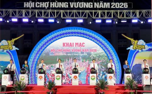 Hình ảnh khai mạc hội chợ.