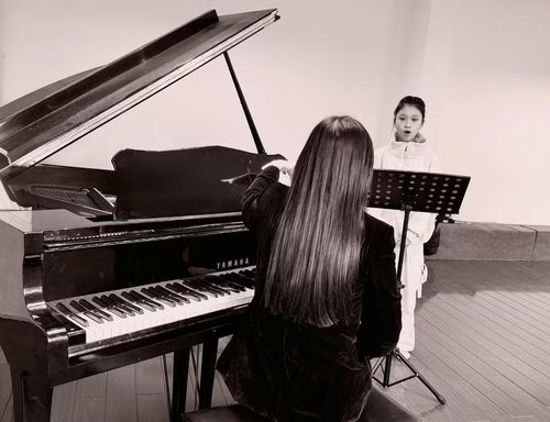 Cô giáo Trần Bảo Hà rèn dạy học trò bằng “kỷ luật của nghệ sĩ'.
