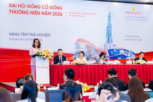 Tổng giám đốc Vincom Retail phát biểu tại đại hội. Ảnh: Vincom Retail