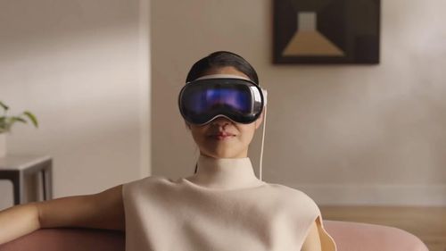 Năm 2024, Apple Vision Pro đánh dấu bước tiến của công ty vào lĩnh vực điện toán không gian