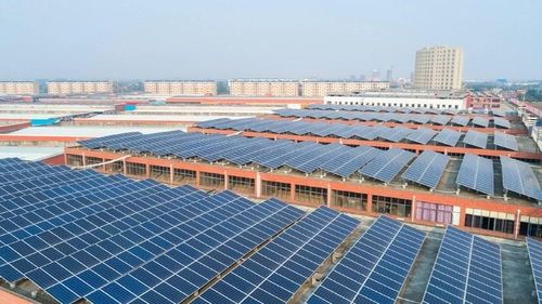 Nhu cầu lắp đặt điện mặt trời trên mái nhà ở châu Âu tăng mạnh kể từ khi xung đột Trung Đông leo thang. Ảnh: Linkedin.