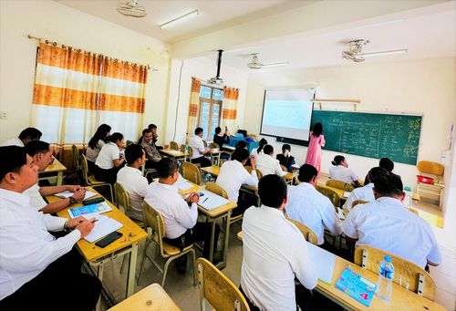 Lớp học tiếng Việt dành cho cán bộ Lào tại Trung tâm Tiếng Việt tỉnh Savannakhet. Ảnh: ALĂNG NGƯỚC