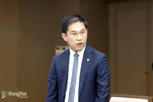 Ông Pawalit Ua-Amornwanit, Tổng Giám đốc C.P. Việt Nam chia sẻ tại Lễ công bố mở cửa thị trường thịt gà chế biến giữa Việt Nam và Hàn Quốc. Ảnh: Khương Trung