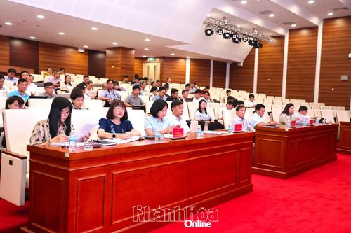 Quang cảnh buổi họp báo.
