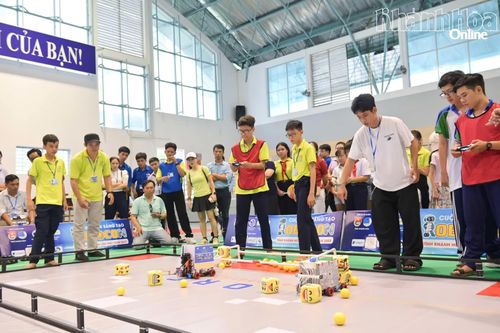 Cuộc thi Sáng tạo Robocon do Tỉnh đoàn tổ chức năm 2025.