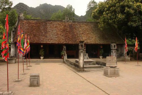Quang cảnh Đền thờ Vua Lê Đại Hành tại Cố đô Hoa Lư.