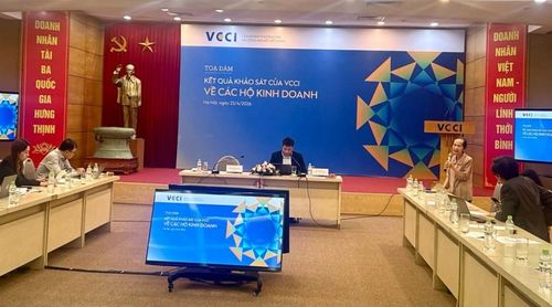Bà Phạm Chi Lan phát biểu tại sự kiện. Ảnh: HA