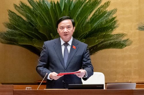Phó Chủ tịch Quốc hội Nguyễn Khắc Định điều hành phiên họp. Ảnh: Phạm Thắng