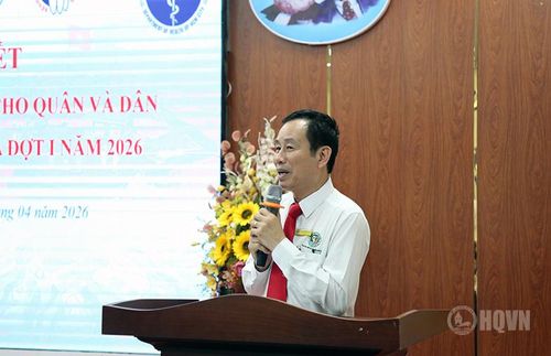 Bác sĩ chuyên khoa II Trần Văn Khanh, Giám đốc Bệnh viện Lê Văn Thịnh phát biểu