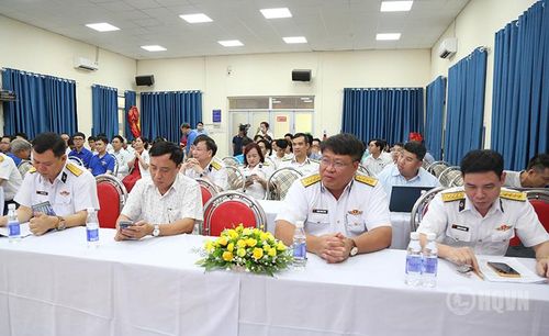 Đại biểu tham dự buổi gặp mặt