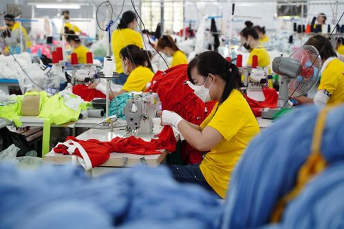 Một số doanh nghiệp khẳng định, doanh nghiệp tăng trưởng hai con số thì nền kinh tế cùng tăng trưởng hai con số. Ảnh: S.X.