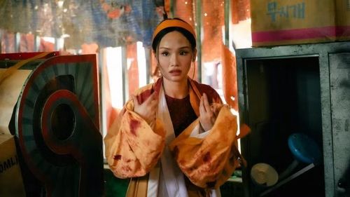 Miu Lê đã có một vai diễn ấn tượng trong phim. (Ảnh: ĐOÀN PHIM CUNG CẤP)