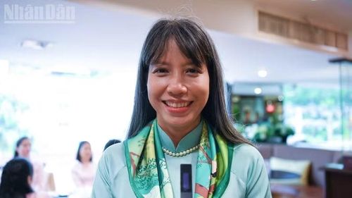Bà Hồ Thị Thu Trang mong muốn khách mời có những trải nghiệm thú vị khi thưởng thức các món ăn Việt Nam. (Ảnh: XUÂN SƠN)