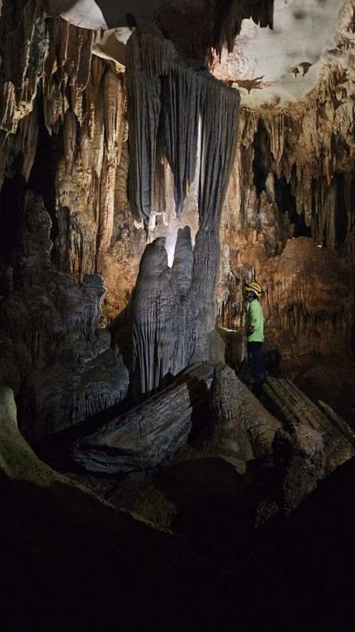  Hang Thiên Cung dài 4.206m 